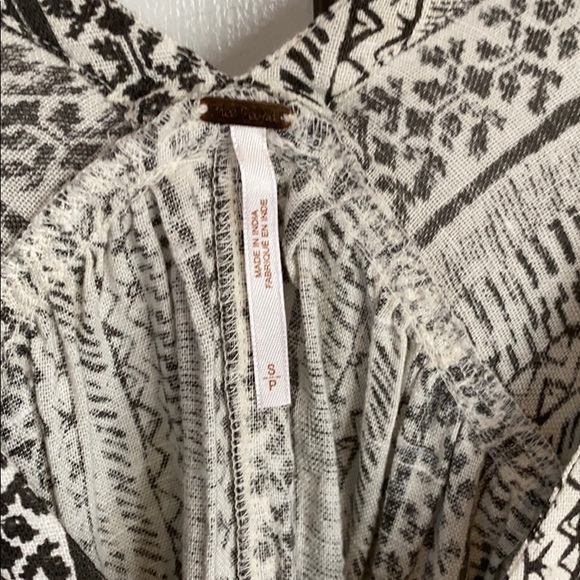 Free people boho poncho top - Picture 2 of 6